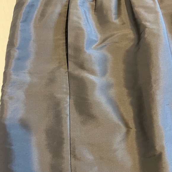 Ann Taylor Loft Gray Silk Skirt Size 12 - Picture 3 of 6